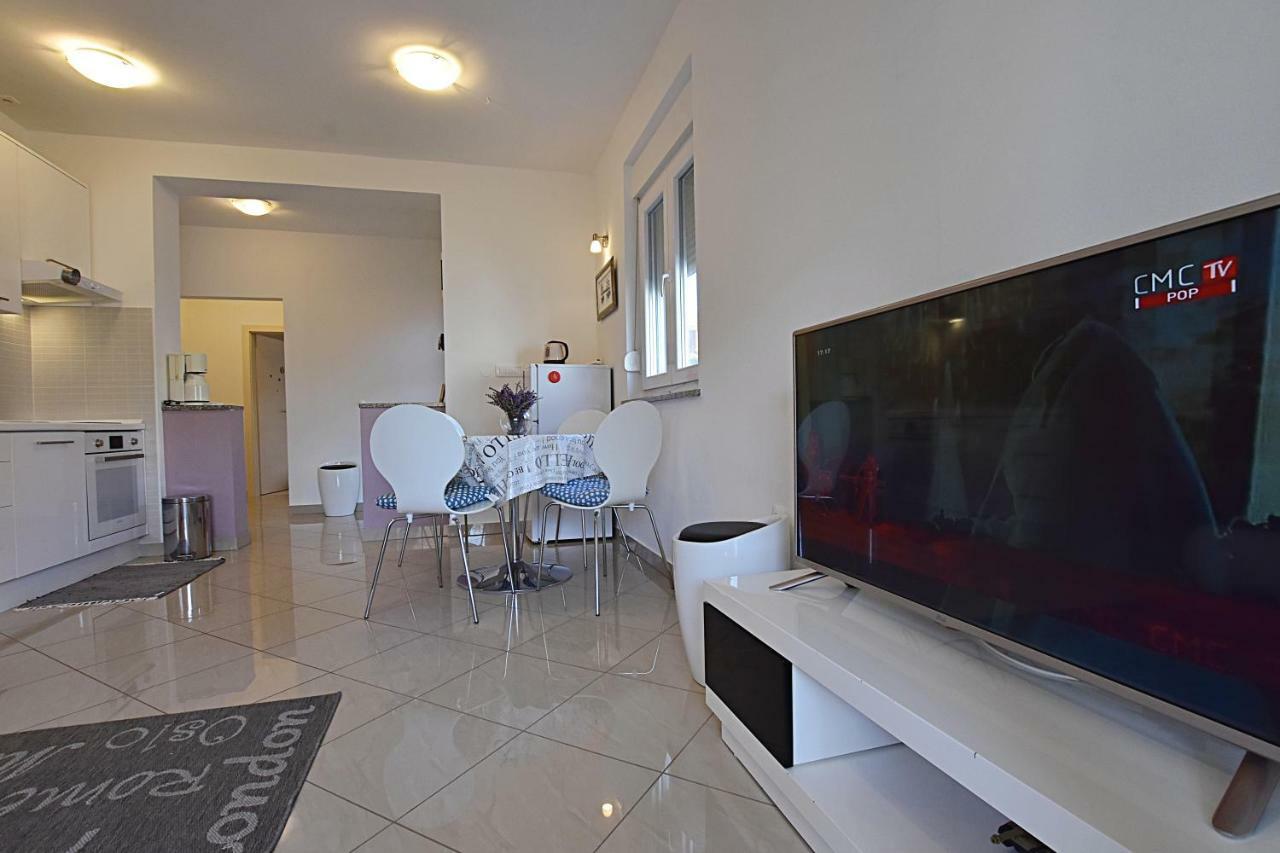 Apartamento Marine Sukošan Exterior foto