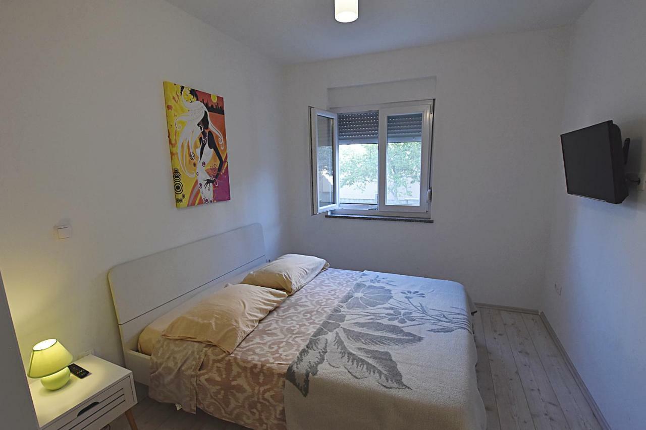 Apartamento Marine Sukošan Exterior foto