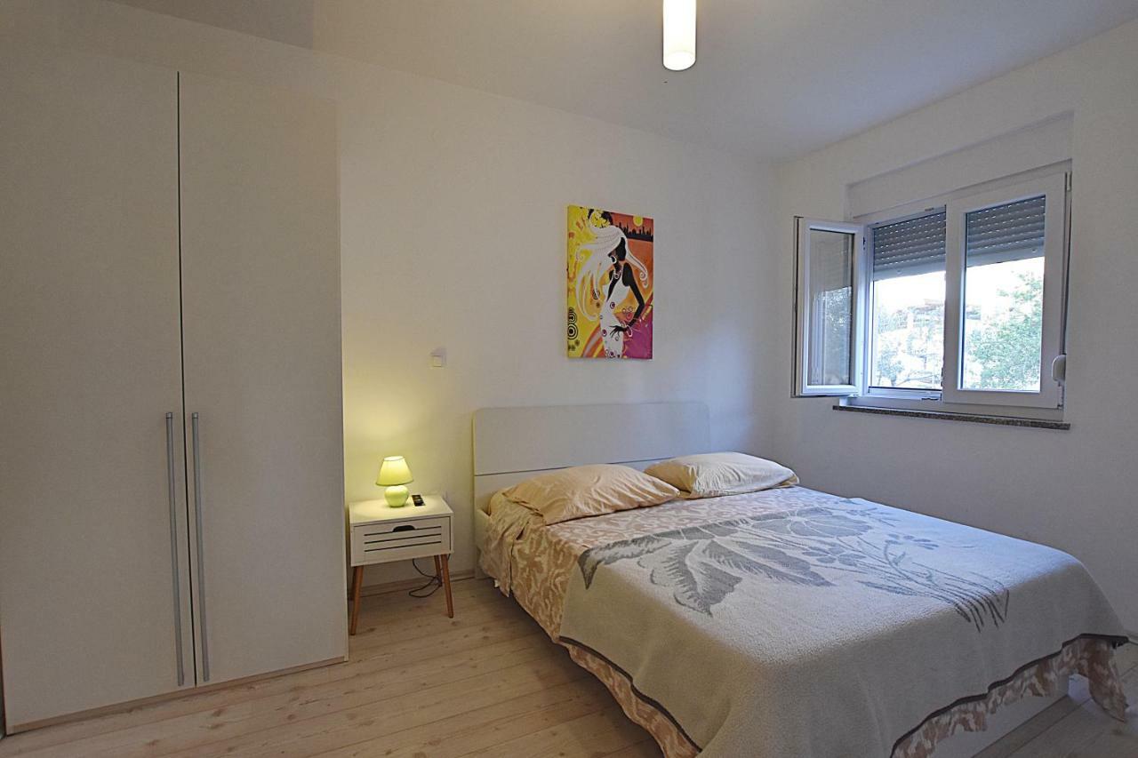 Apartamento Marine Sukošan Exterior foto