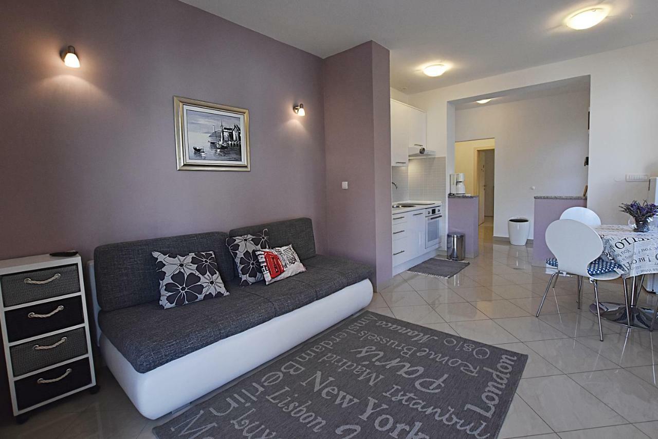 Apartamento Marine Sukošan Exterior foto